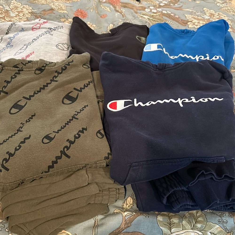 5 Champion Sweatshirts Youth size Large & 2 Sweatpants Size Medium